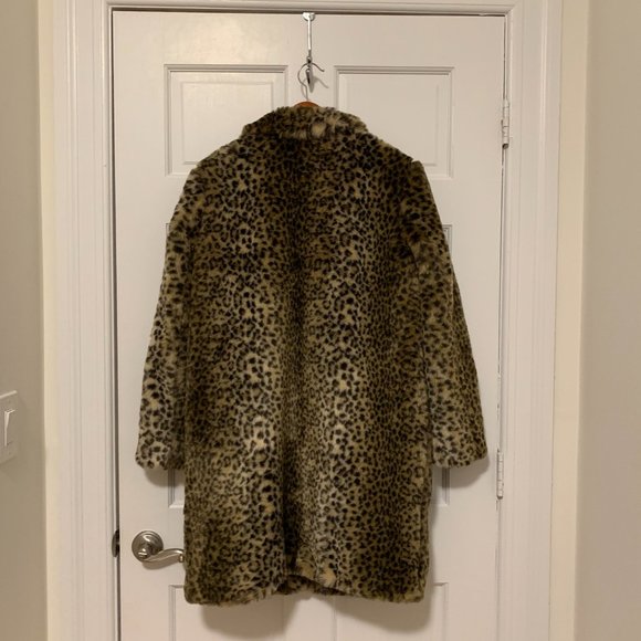 Faux Fur Leopard Print Coat - Picture 7 of 8